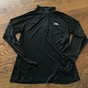 Black thin north face light weight quarter zip